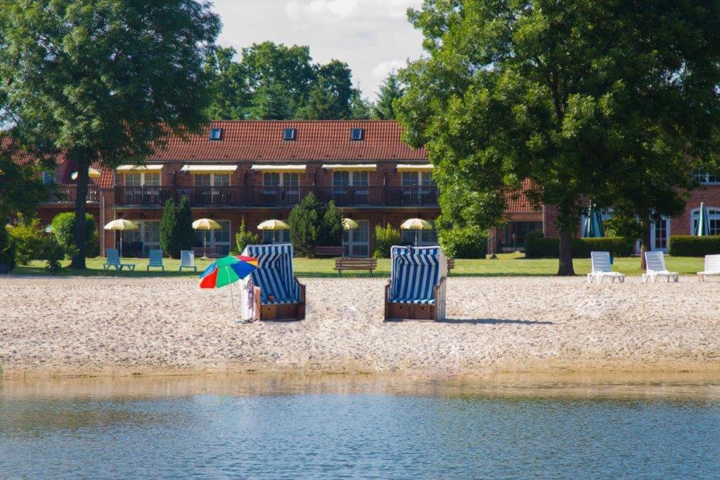 Ferienpark Mecklenburg Hotel Ziegendorf Exterior foto